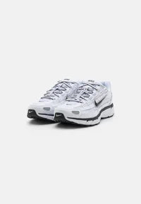 P 6000 UNISEX - Baskets basses - white/black/metallic silver