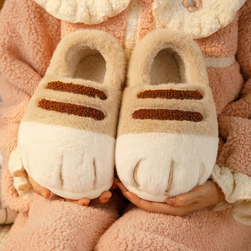 Newest cat paw feet slippers woman fluffy closed heel home shoes for women winter warm slip on animal claw slipper furry loafer