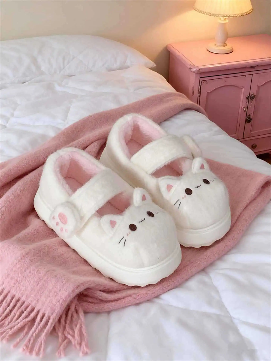 New fuzzy house slippers woman sweet furry cat designer mary janes shoes for women thick sole home slipper floor shoes bedroom