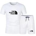 The new slim-fit men's mesh sports outfit includes a T-shirt and trousers, a two-piece set. It is a fashionable sports outfit in