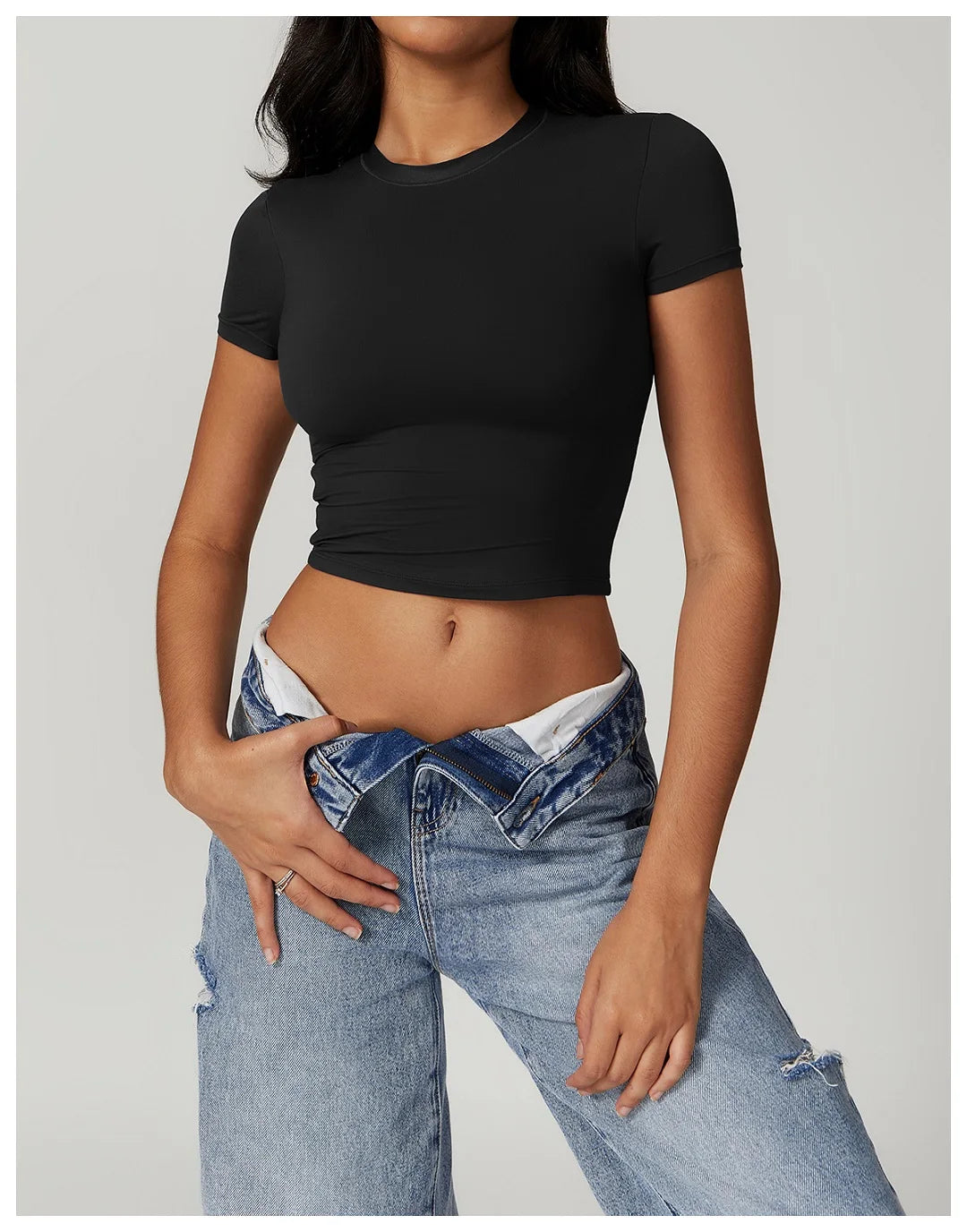 Solid color women's soft breathable yoga short-sleeved comprehensive training tight T-shirt with exposed belly button fitness sh