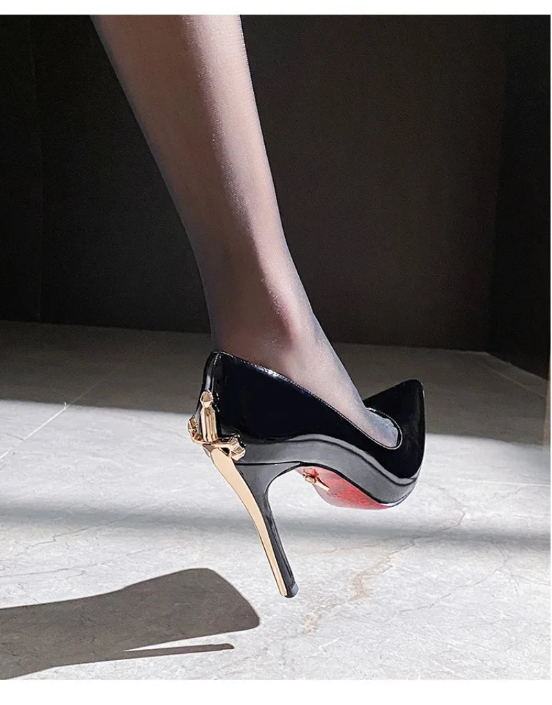 Luxury Designer Women Shoes Exquisite Metal Decoration Pointed Tip High Heels for Woman Elegant French Casual Shoe Zapatos Mujer
