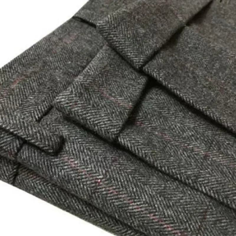Autumn New Warm Wool Herringbone Casual Trousers British Retro Woolen Loose Straight Pants for Men