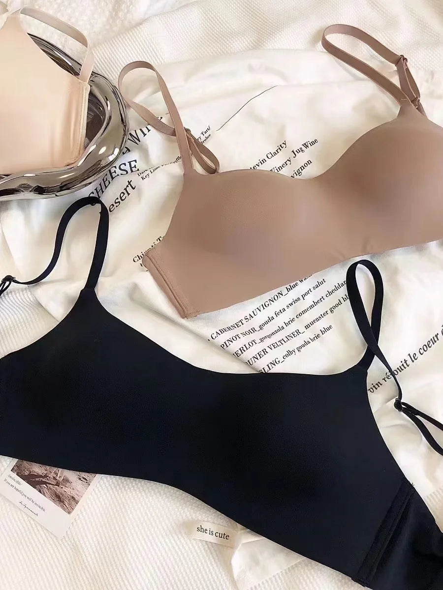 Thin One-piece Seamless Underwear Women's Small Breasts Gathered On The Collection Side Breasts No Steel Ring Breathable Bra