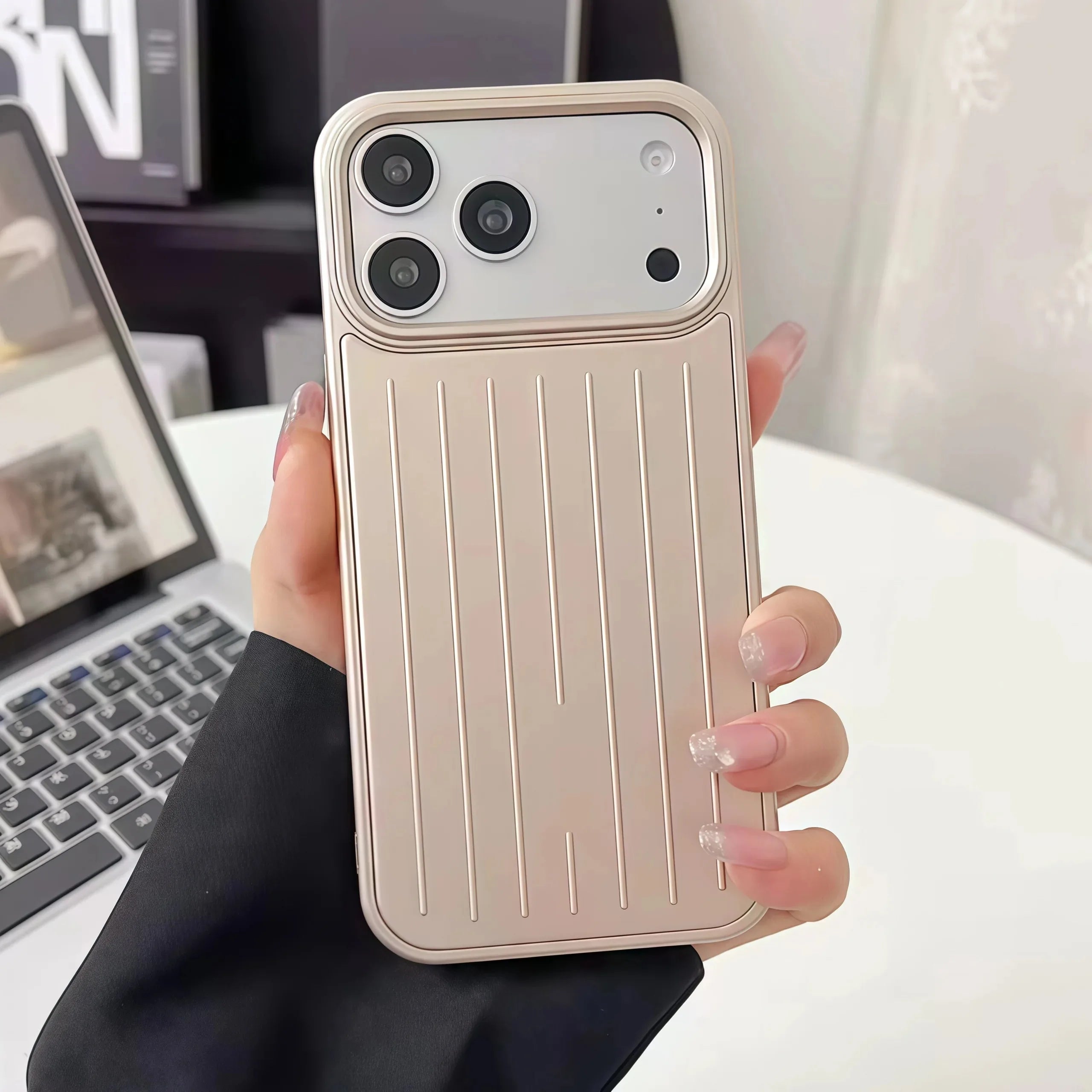 Ultra Luxury 3D striped pattern alloy back phone case for iPhone 17 16 15 14 Pro Max 13 panel with logo, comes with gift box