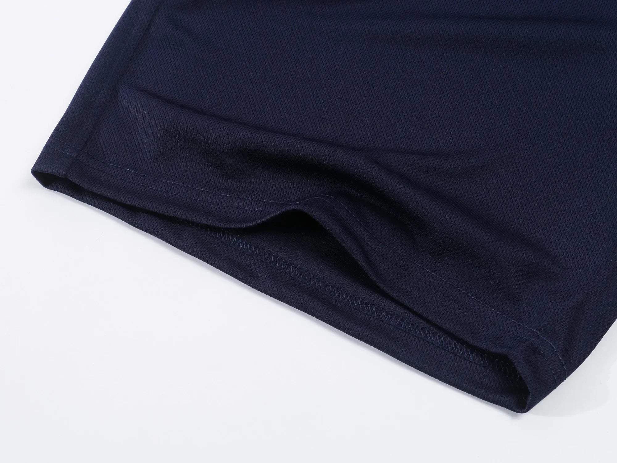 Men's short-sleeved suit, modern casual summer sports outfit, moisture-wicking and breathable mesh T-shirt and shorts combinatio