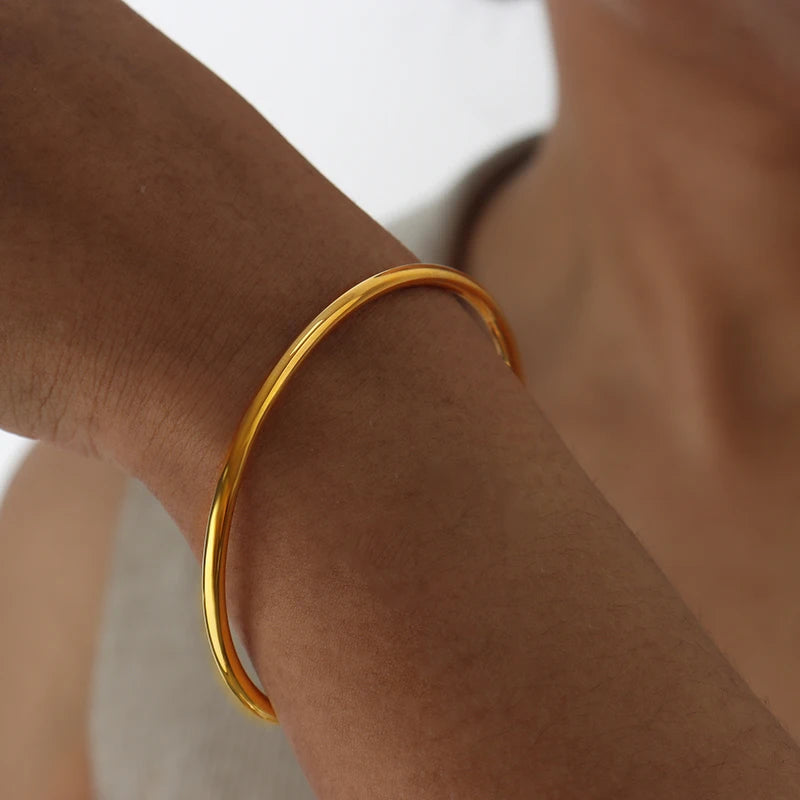 Fashionable Stainless Steel Bracelet For Women Round Minimalist Elegant Gold Color Bracelet Women's Accessories Popular Jewelry