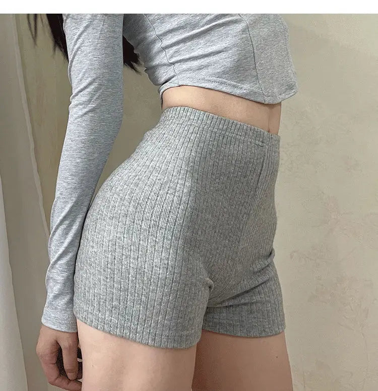 High-Waisted Hip-Lifting INS Style Fitness Shorts for Women Three-Quarter Length Sports Hot Pants Anti-Exposure Yoga Pants