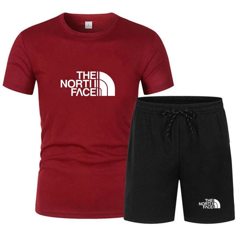The new slim-fit men's mesh sports outfit includes a T-shirt and trousers, a two-piece set. It is a fashionable sports outfit in