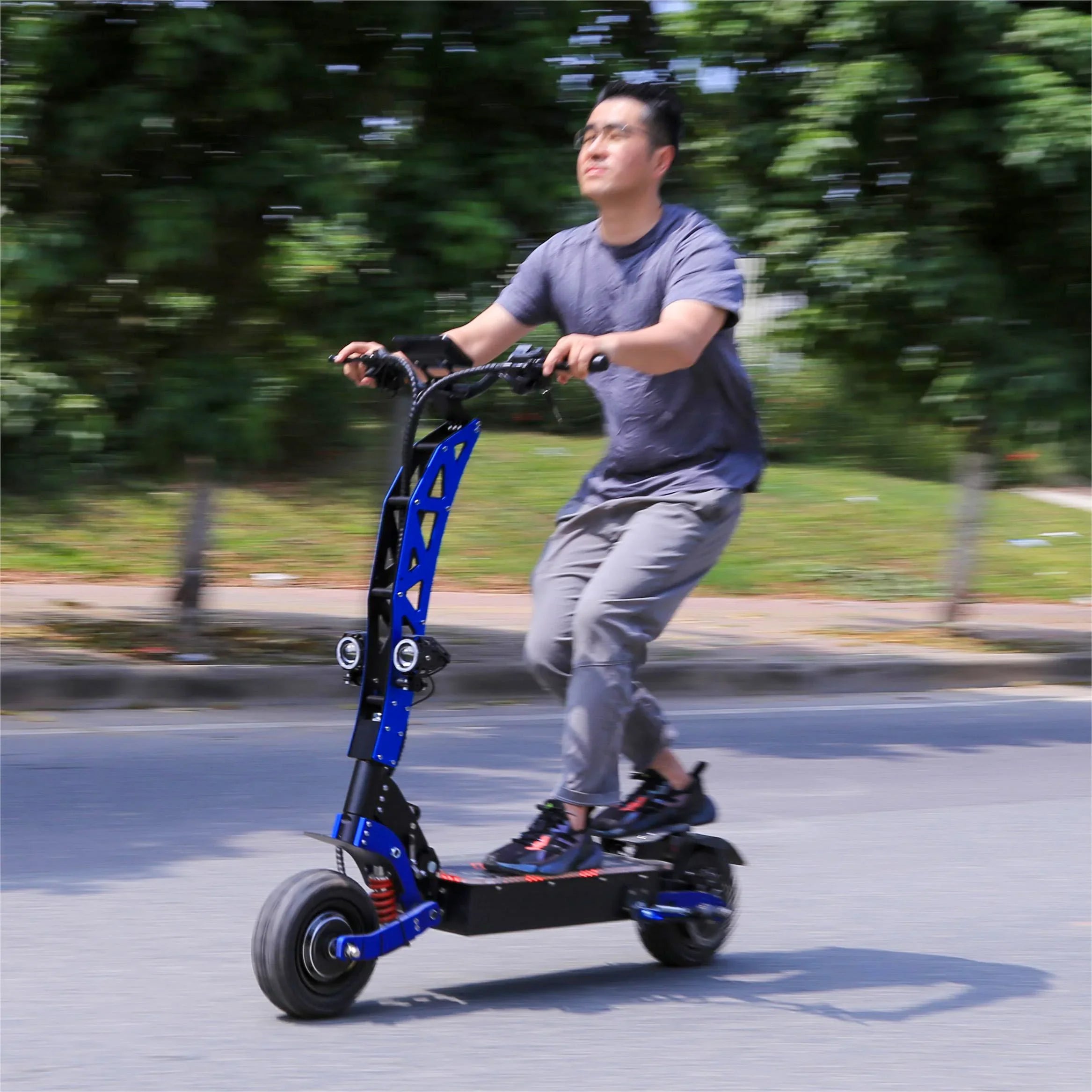 Motor 60V 40AH Electric Scooter 11 Inch Off-Road Tyres with Seat Max Speed 85-90km/hLCD Display Foldable Escooter