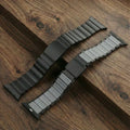 Titanium Metal Band For Apple Watch Ultra 3 11 10 9 8 7 SE 6 Liquid Silicone Magnetic Strap For iWatch 42mm 44mm 45mm 46mm 49mm