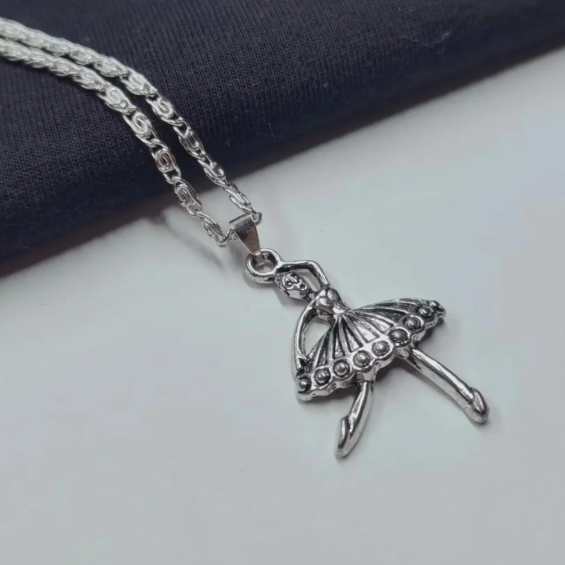 1pcs Hockey Basketball Volleyball Racquet Hat Necklace 45cm Stainless Steel Chain Women Sports Jewelry Wholesale Sales