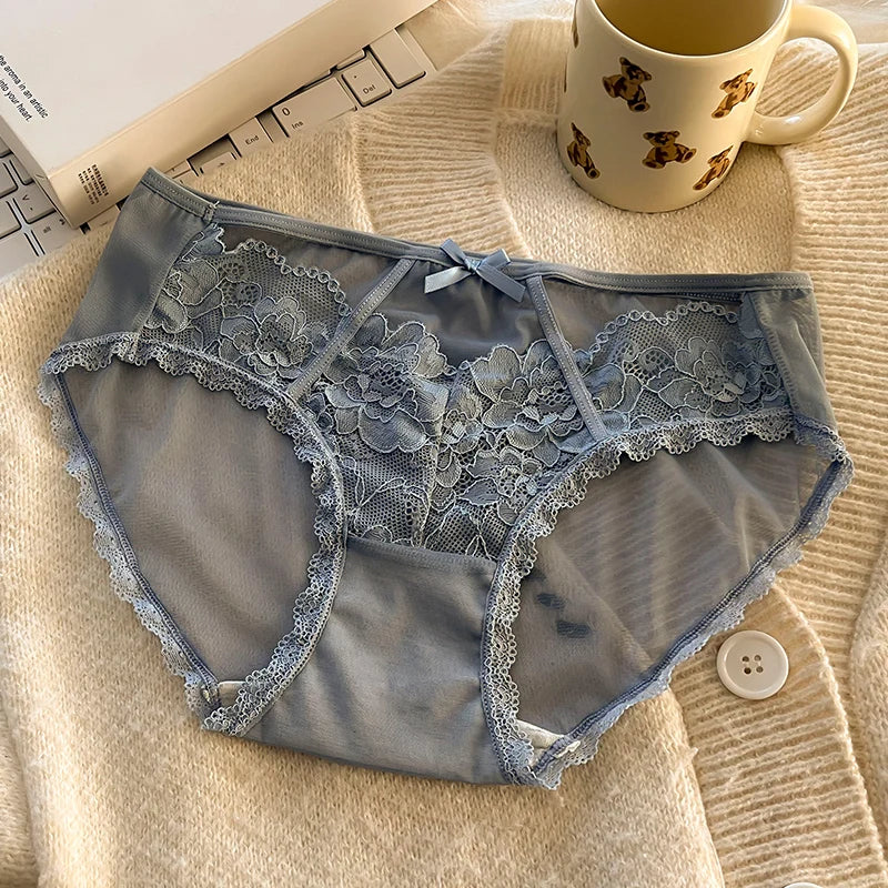 1Pcs Women's Underwear Panty black Sexy Lace Panties Girl Hollow Comfort Briefs Mid Waist Seamless Underpants Female Lingerie