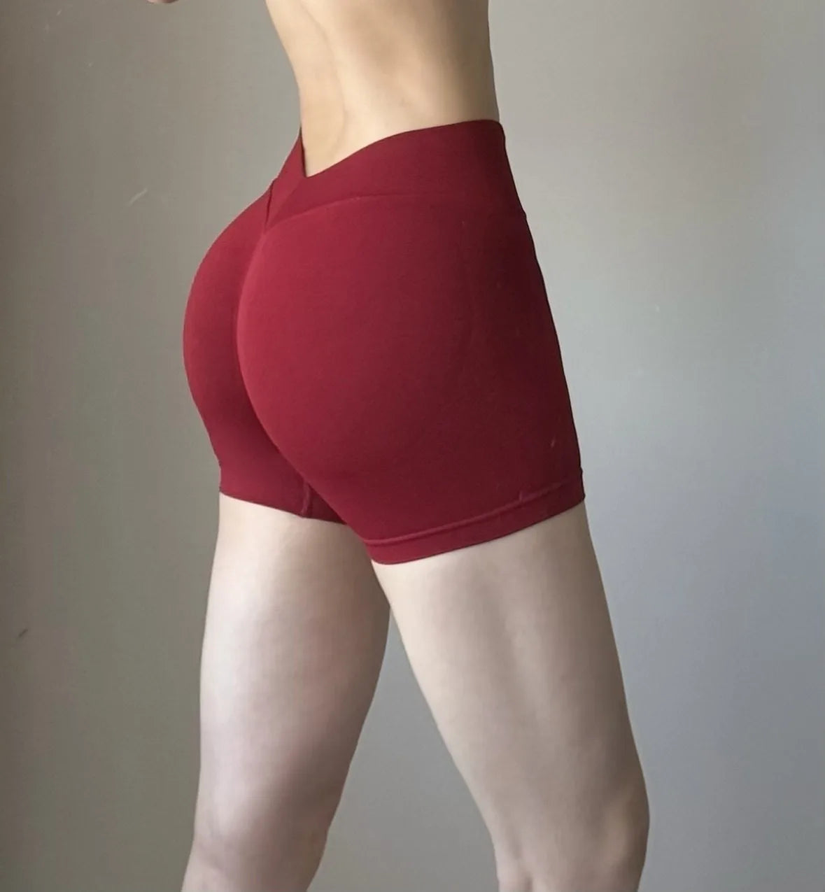 V-Back Scrunch Shorts Women Seamless V Waist Line Scrunch Booty Shorts Fitness Workout Running Yoga Gym Shorts