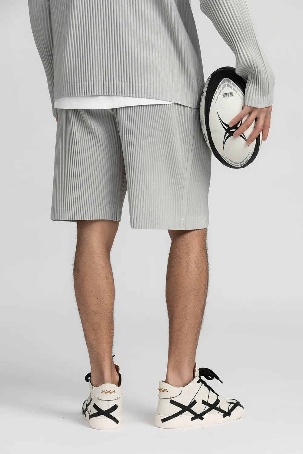 Miyake Pleated Shorts For Men Five-point Pants Baggy Casual Sports Shorts Japanese Pleated pants