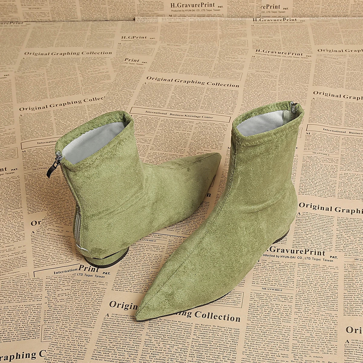 2025 Autumn Suede Warm Casual Women's Ankle Boots Comfortable and Elegant Pointed Toe Party Low Heel New Women's High Heels