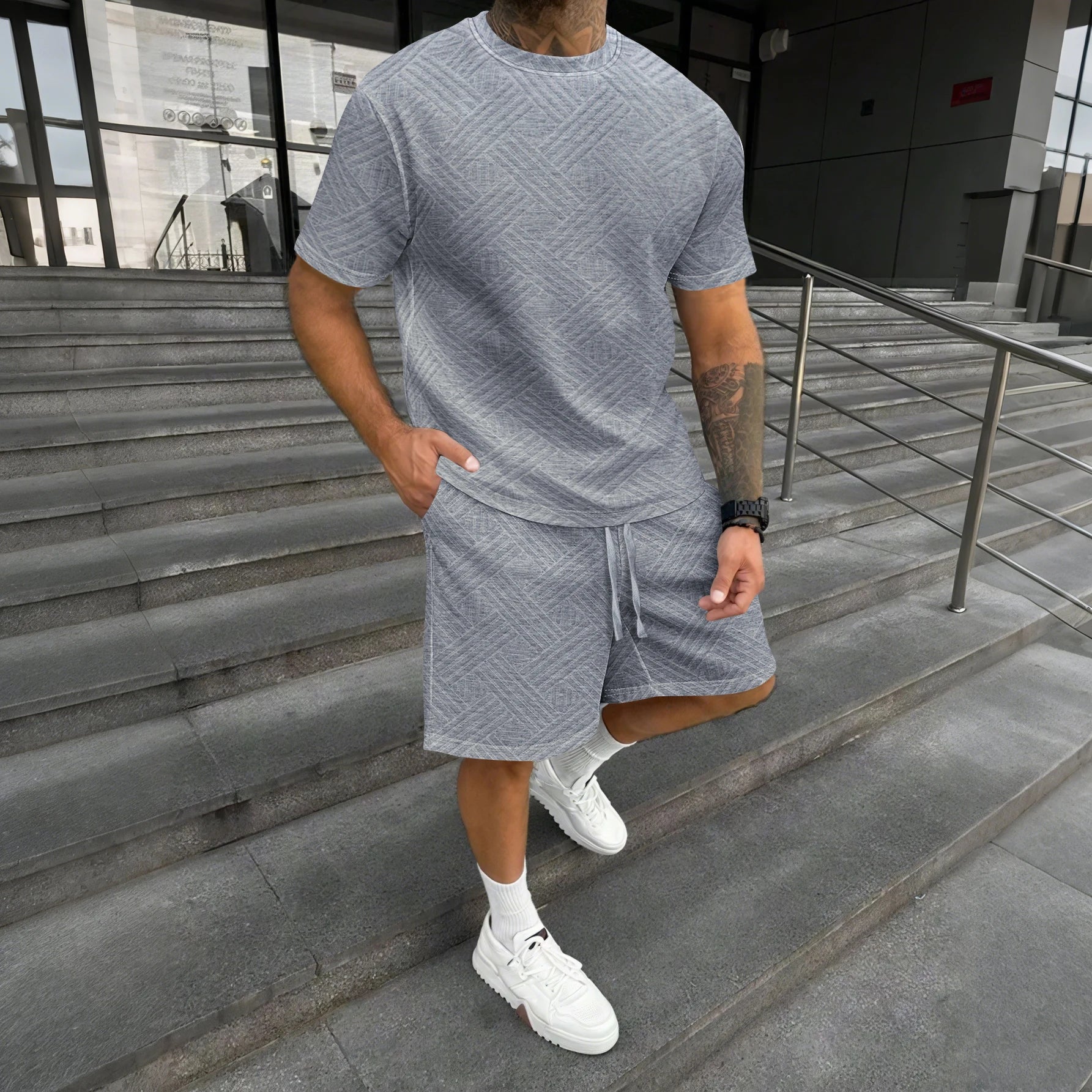 2026 Men's Summer Beige Geometric Textured 2 Piece Set Crew Neck Short Sleeve T-Shirt & Drawstring Shorts Tracksuit