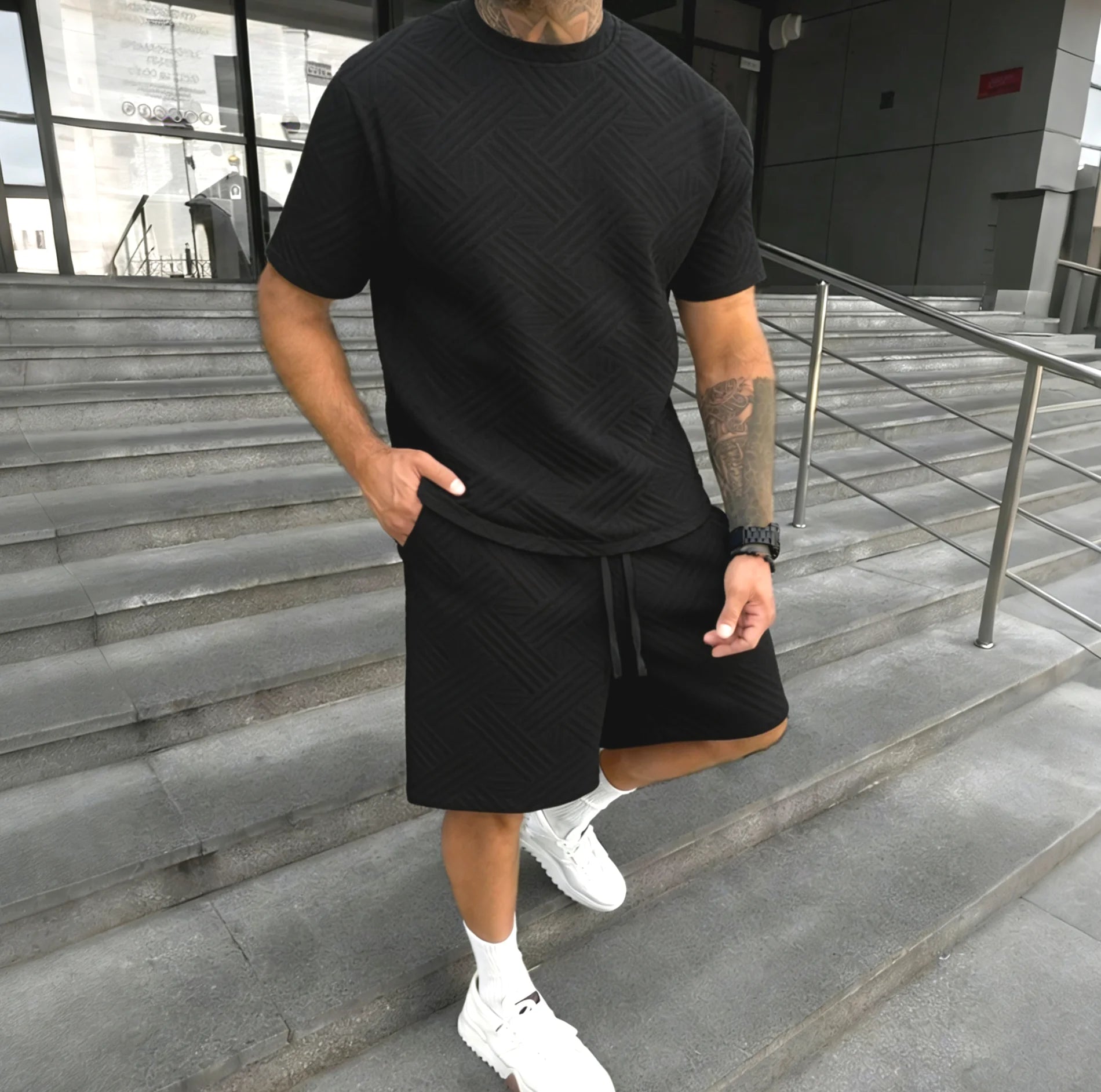 2026 Men's Summer Beige Geometric Textured 2 Piece Set Crew Neck Short Sleeve T-Shirt & Drawstring Shorts Tracksuit