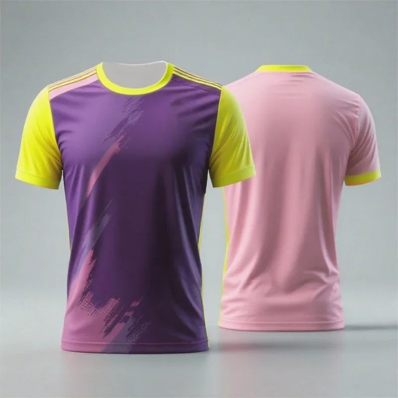 Fashionable and simple sports T-shirt, featuring a contrasting color design. It is a suitable casual T-shirt for summer fitness