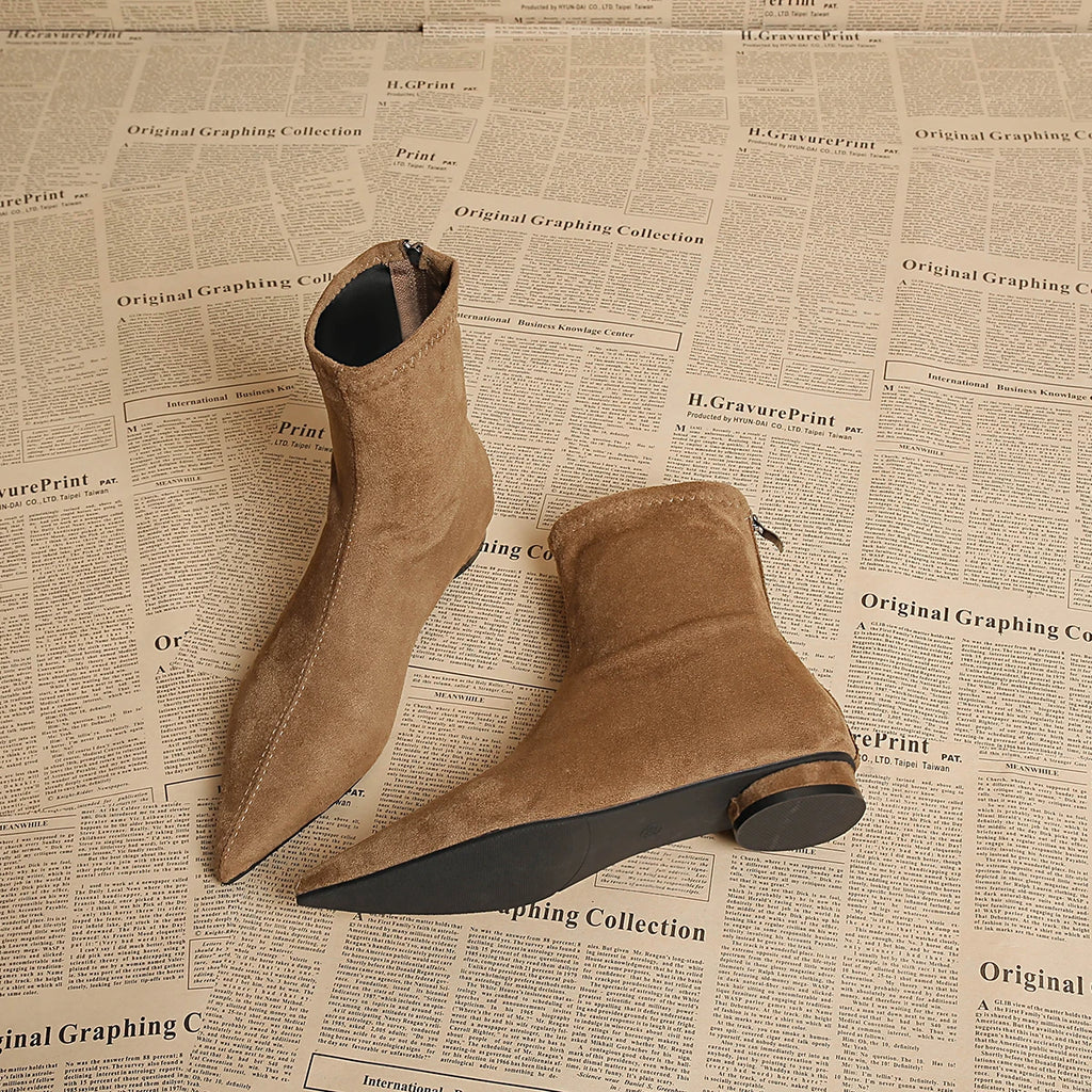 2025 Autumn Suede Warm Casual Women's Ankle Boots Comfortable and Elegant Pointed Toe Party Low Heel New Women's High Heels