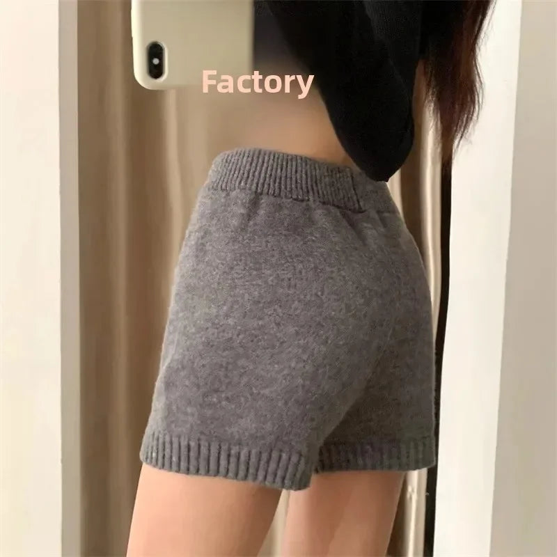 High-Waisted Elastic Knit Shorts Women's Anti-Exposure Outerwear Warm Pants Base Layer Thermal Pants Harajuku Vintage Y2K Shorts
