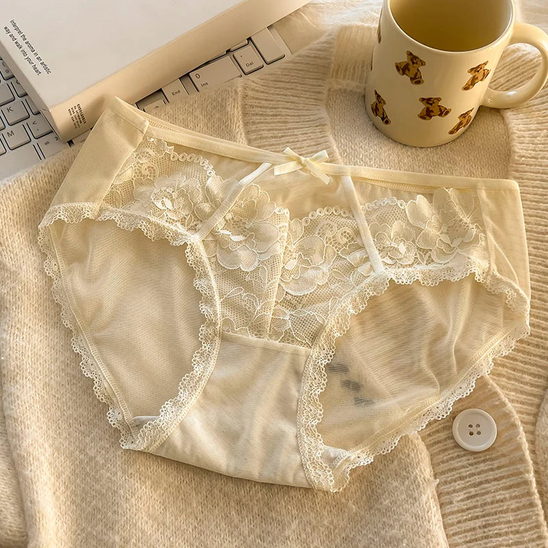 1Pcs Women's Underwear Panty black Sexy Lace Panties Girl Hollow Comfort Briefs Mid Waist Seamless Underpants Female Lingerie