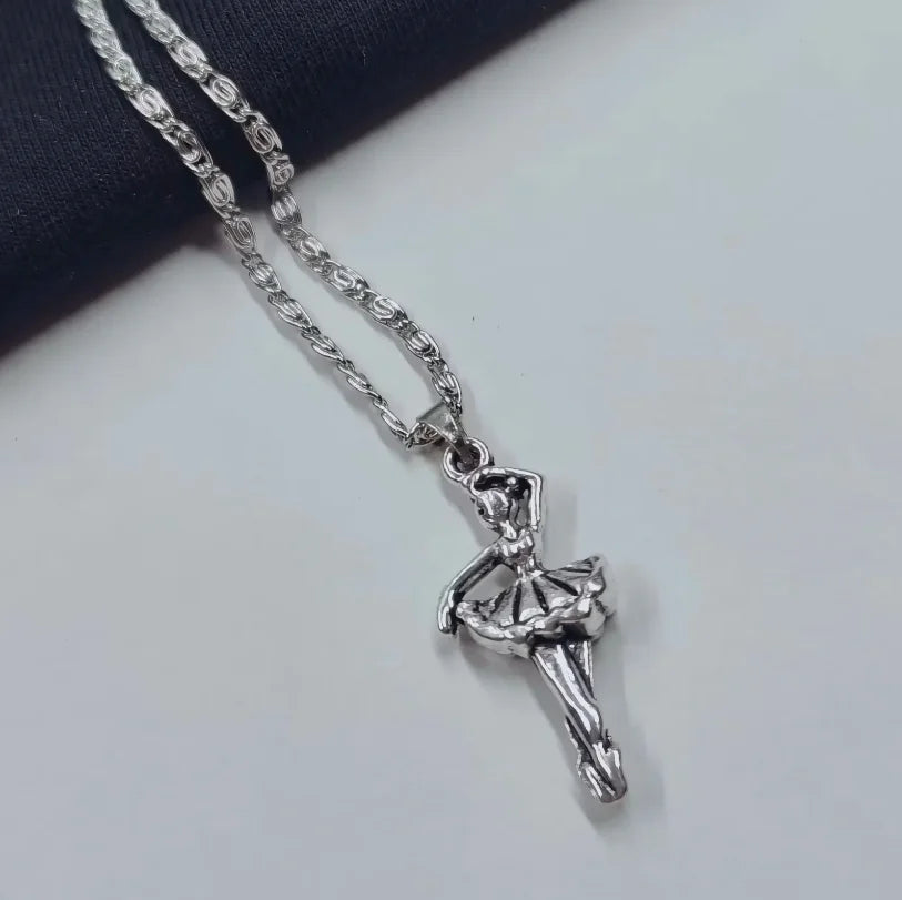 1pcs Hockey Basketball Volleyball Racquet Hat Necklace 45cm Stainless Steel Chain Women Sports Jewelry Wholesale Sales