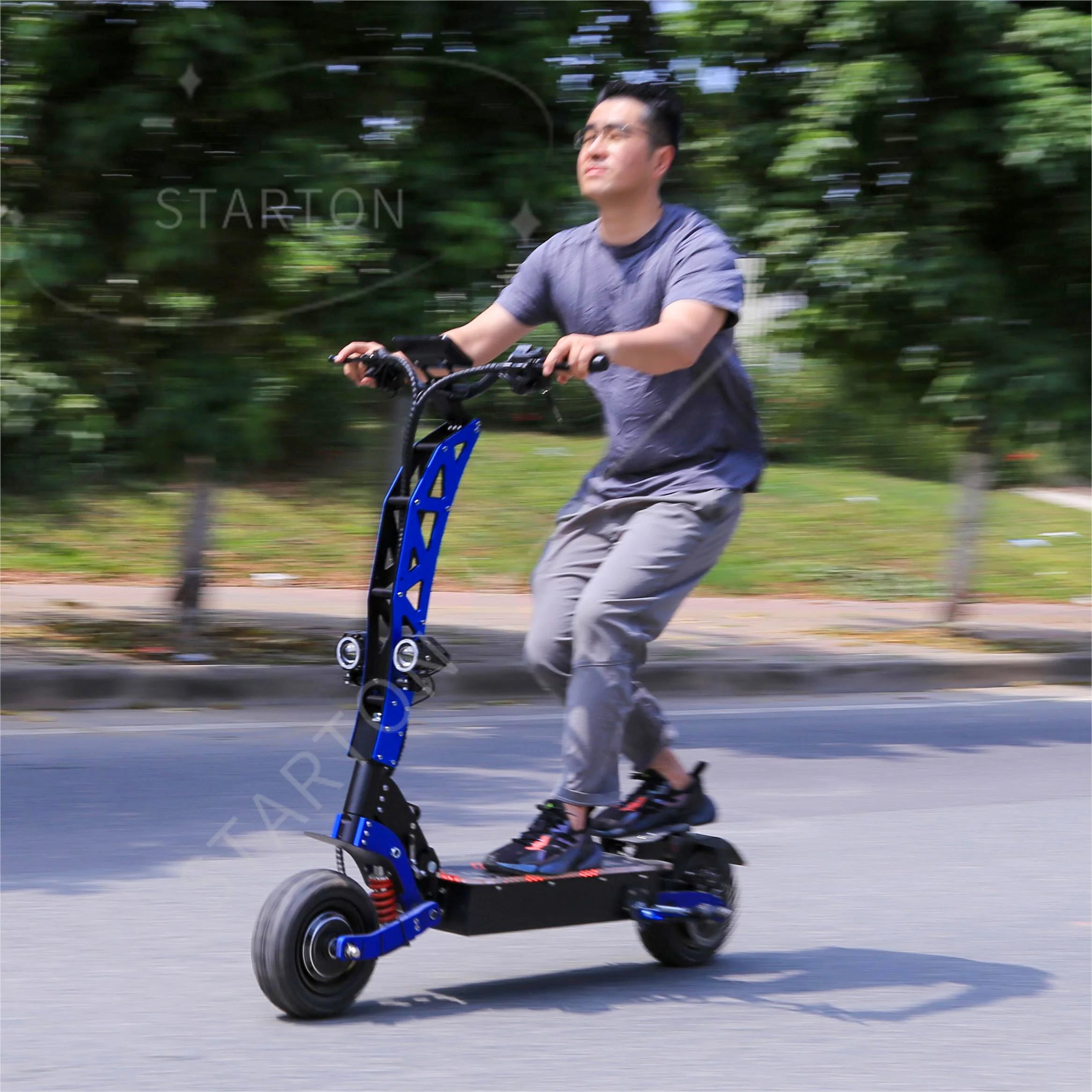 Motor 60V 40AH Electric Scooter 11 Inch Off-Road Tyres with Seat Max Speed 85-90km/hLCD Display Foldable Escooter