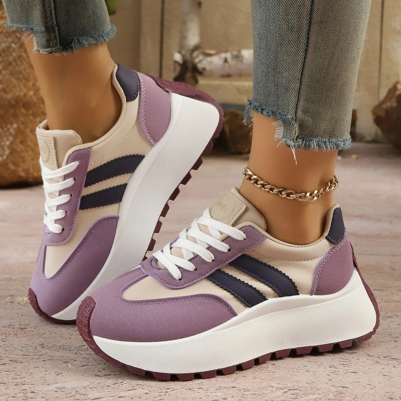 Women Sneakers Brand Luxury Vulcanized Shoes Casual Platform Shoes for Women Light Comfortable Outdoor Running Sneakers Women