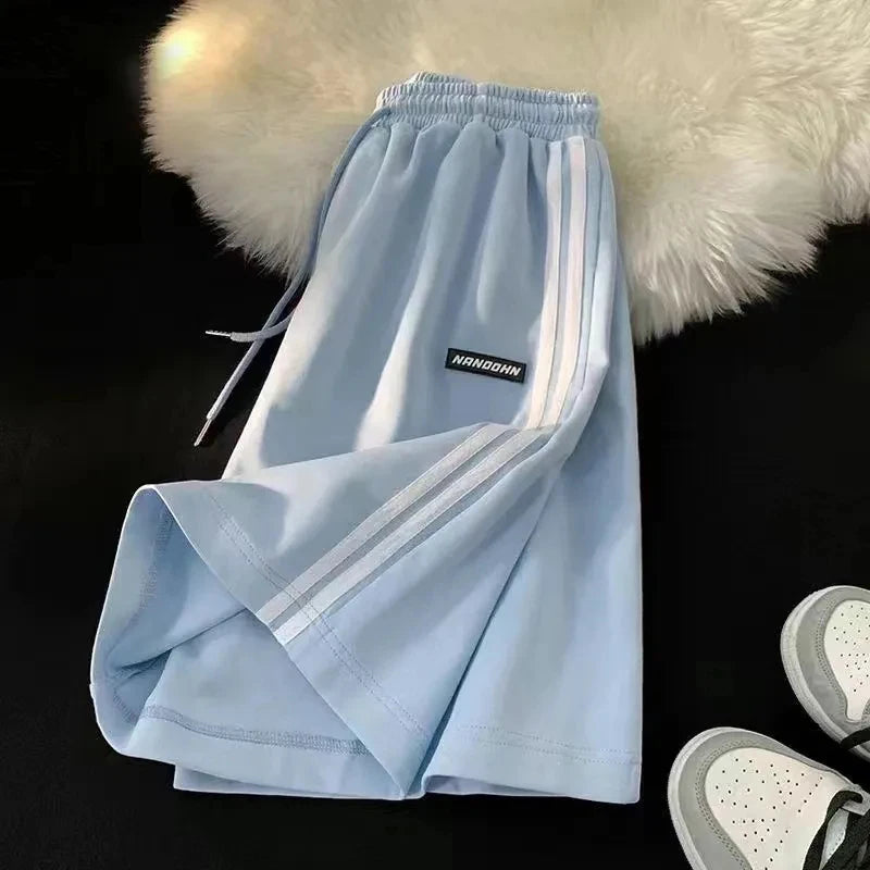 Side Striped Sweatpants Women High Waisted Loose Straight Running Shorts Summer Fashion Casual Black White Wide Leg Shorts