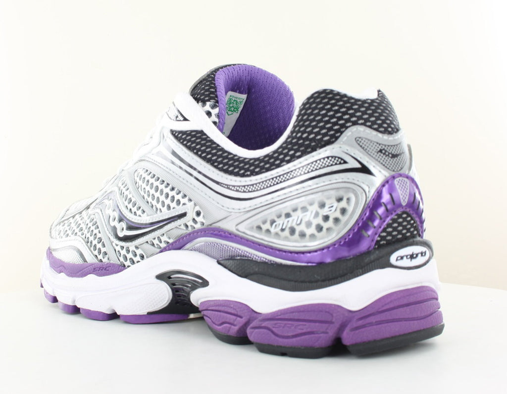 Saucony Progrid Omni 9 en gris clair